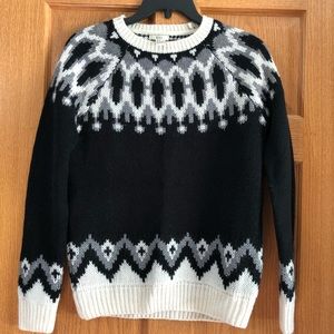 Black/gray/cream sweater